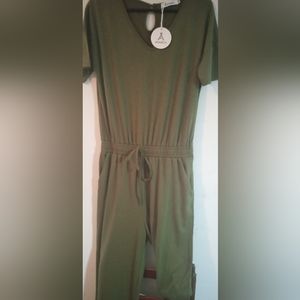 NWT. Olive grn. Jumpsuit,romper